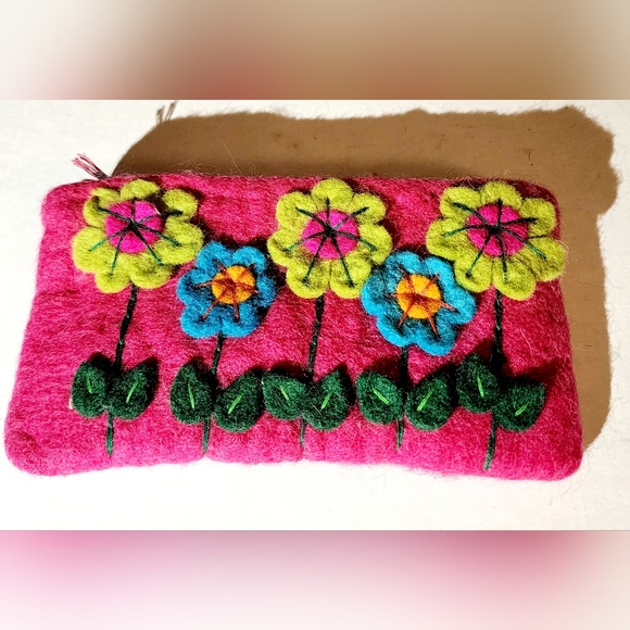 OOAK wool felt hot pink colorful flowers pouch for makeup, toiletries, wallet - Picture 3 of 7